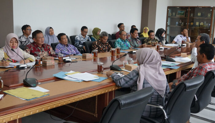 Komisi C DPRD Pemalang Gelar Rapat Kerja Lanjutan untuk Bahas Proyeksi PAD Tahun 2024   