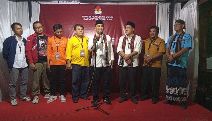 Hari Terakhir Paslon Anom – Nurkholes Resmi Daftar Calon Bupati-Wakil Bupati Pemalang 2024 ke KPUD 
