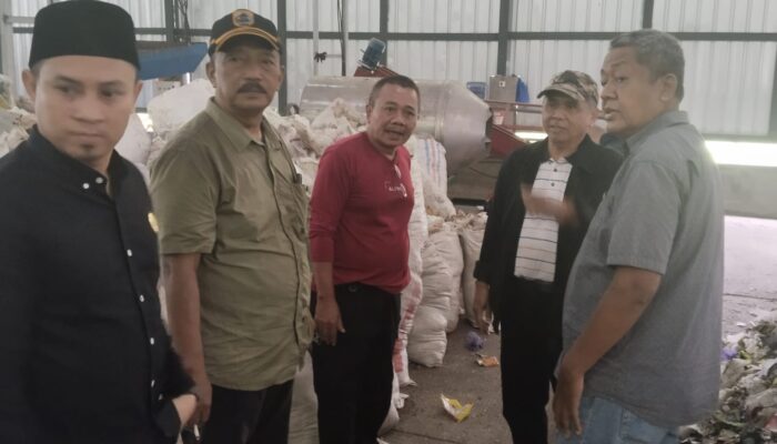 Komisi B DPRD Pemalang Evaluasi Pengelolaan Sampah di TPST Surajaya   