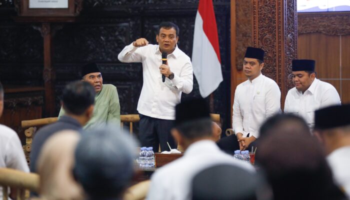 Tegas! Gubernur Ahmad Luthfi: Saya Tidak Mau Tahu, Jalan di Jateng Harus Mulus dalam 15 Hari