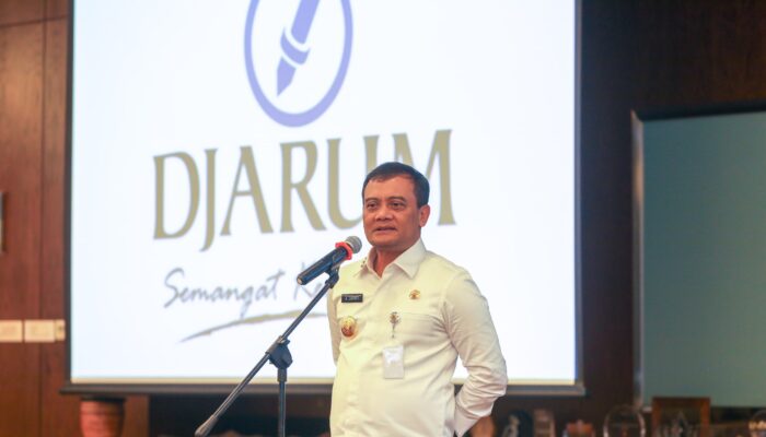 Gubernur Jateng Upayakan Ribuan Eks Buruh Sritex Bekerja di Industri Tembakau Kudus