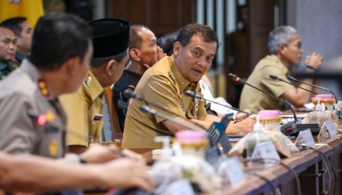 Antisipasi Gangguan Keamanan Lebaran, Gubernur Jateng Minta TNI/Polri Bersenjata Laras Panjang di Titik Strategis