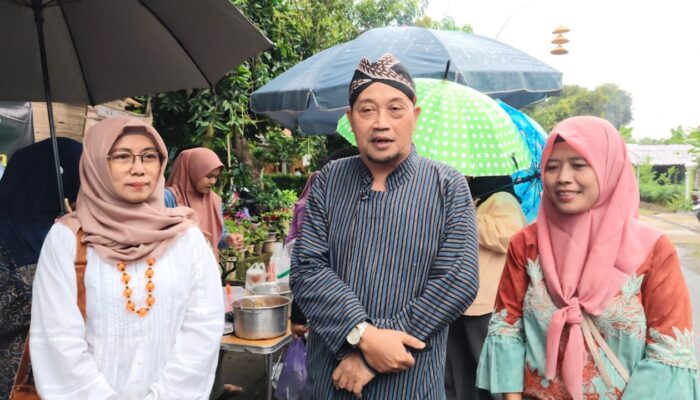 Dr. Noor Faizah Maenofie M.Kes Datang Langsung Ke Serabi Likuran, Tradisi Leluhur Penggarit