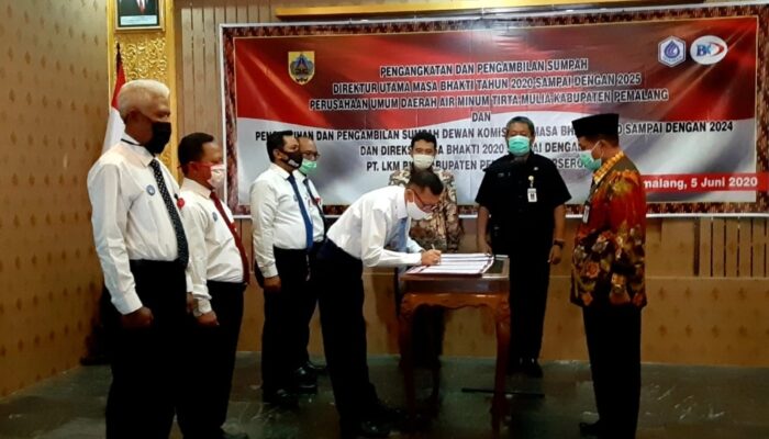 Slamet Efendi Resmi Nahkodai Perumda Tirta Mulia Pemalang, Ini Pesan Bupati Junaedi