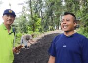 Atasi Jalan Longsor Di Desa Wisnu, Pemkab Pemalang Kirim Material Untuk Pemadatan Jalan Darurat