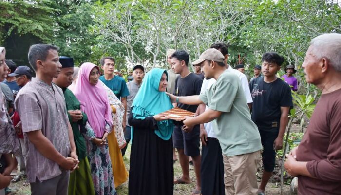 Bupati dan Wakil Bupati Pemalang Takziah dan Beri Santunan kepada Korban Tragedi Pohon Tumbang saat Idulfitri