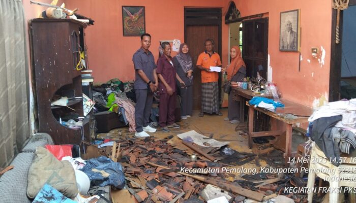 Solidaritas DPRD F- PKS Pemalang, Ulurkan Bantuan dan Dukungan untuk Korban Kebakaran 