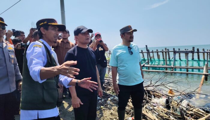 Abrasi Hantam Pantai Kramatsari, Blendung, Gubernur Jateng Janji Perbaiki Tanggul