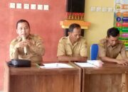 Kades Karanganyar Bagikan Langsung BLT-DD ke 37 KPM