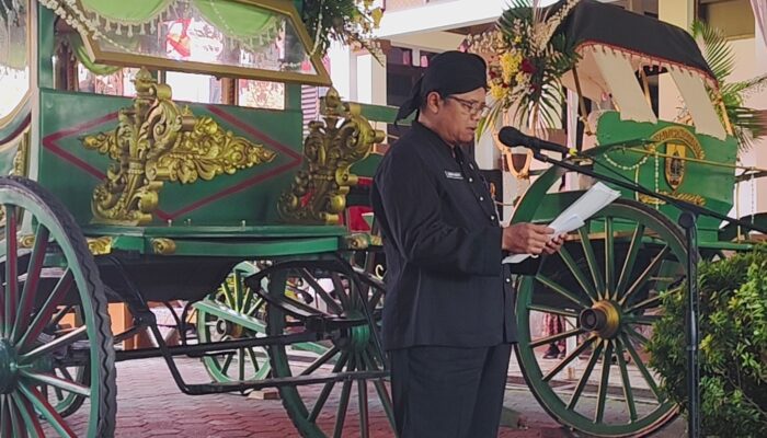 Bupati Pemalang Gulirkan Program Seragam Gratis, Komitmen Pemkab untuk Pendidikan Inklusif
