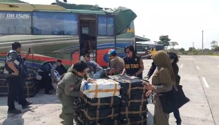 Keren, Satpol PP dan Bea Cukai Berhasil Gagalkan Pengiriman Ribuan Rokok Ilegal di Rest Area Tol Ampelgading