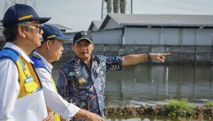 Semarang Darurat Banjir: Gubernur Luthfi Turun Tangan, “Kaligawe Kudu Asat!