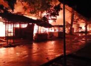 Pemalang Mencekam! Kompleks Pasar Pagi Terbakar, Los Pakaian Ludes Diamuk Si Jago Merah