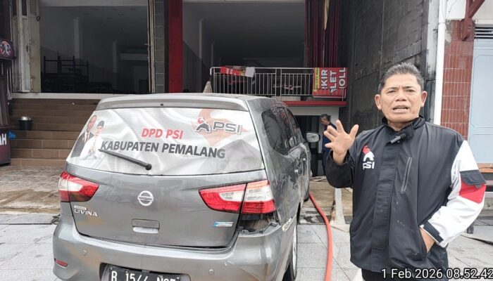 Pulang Rakernas Kantor DPD PSI Pemalang Terendam Mobil Operasional Terjebak Banjir