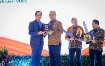 Gubernur Jateng Ahmad Luthfi meraih penghargaan Pembina Pengelolaan Sampah Terbaik 2026.