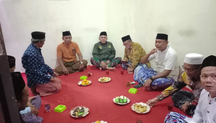 Kenang Jasa Peltu Purwoko, Forkopimcam Comal Gelar Doa Bersama di Kediaman Almarhum