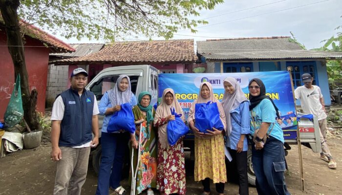 Aksi Mandiri KPPI Pemalang: Salurkan Sembako bagi Warga Pesisir Terdampak Iklim