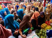 Jelang Lebaran Layanan Terpadu Digelar di Grobogan: Belanja Pangan Murah Sambil Cek Kesehatan