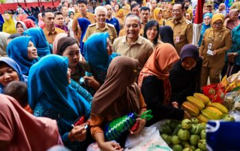Jelang Lebaran Layanan Terpadu Digelar di Grobogan: Belanja Pangan Murah Sambil Cek Kesehatan