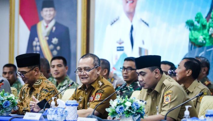 Luthfi ke Kepala Daerah Se-Jateng: Cukup Pati dan Pekalongan, Jangan Ada Kasus Ketiga!