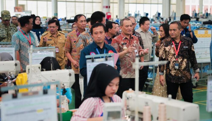 Garda Terdepan! Ahmad Luthfi Kawal Ketat Pencairan THR H-7 Lebaran