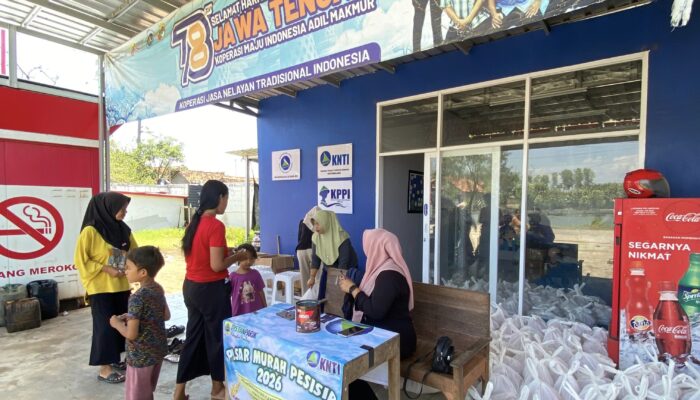 Sinergi KNTI dan Distanparik Pemalang: Gelar Pangan Murah di Pesisir Ulujami