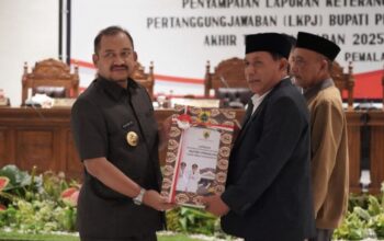 Babak Baru Pembangunan: Bupati Anom Serahkan LKPJ 2025 ke DPRD Pemalang