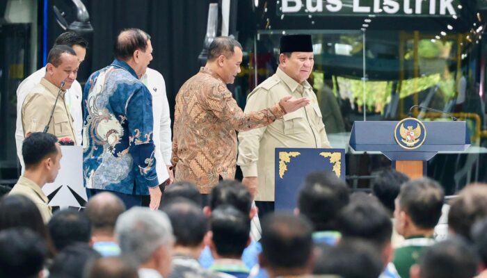 Jateng Jadi Pionir, Presiden Prabowo Resmikan Pusat Bus Listrik di Magelang