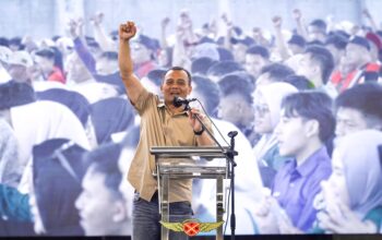 Waspada Jari Jahil! Gubernur Luthfi Serukan “Saring Sebelum Sharing” di Tengah Gempuran Hoaks