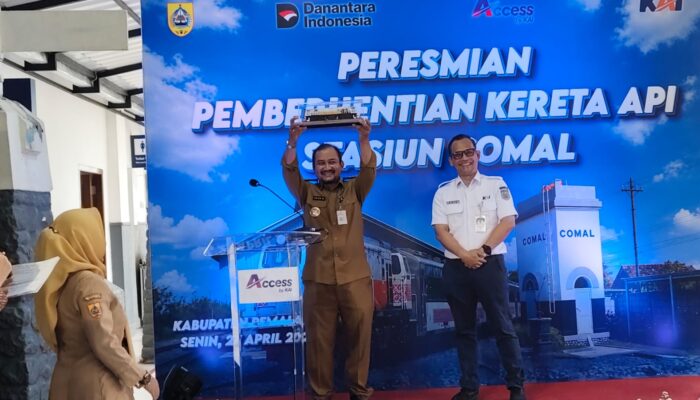 Wajah Baru Stasiun Comal: Kini Resmi Layani Penumpang Lagi! Setelah Diresmikan Bupati Pemalang