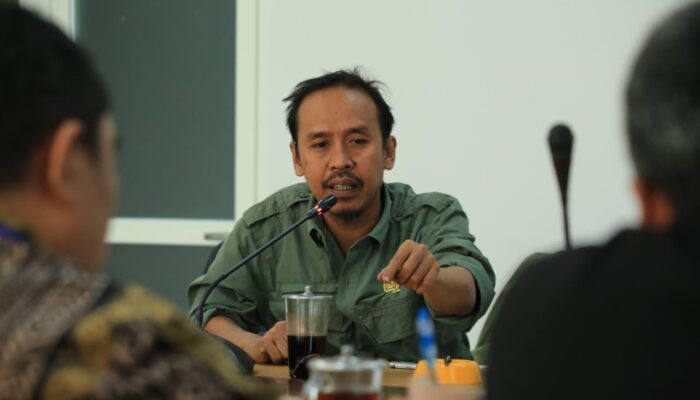 Terobosan Baru! RT dan RW di Pemalang Diusulkan oleh Heru Kundhimiaraso Dapat Dana Operasional Rp25 Juta