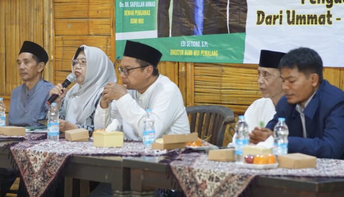 Gebrakan Ekonomi Umat: 30 Pedagang di Pemalang Jadi Duta Halal oleh Baznas