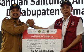Bupati Pemalang Kukuhkan Kampung Siaga Bencana, Wamensos Serahkan Santunan