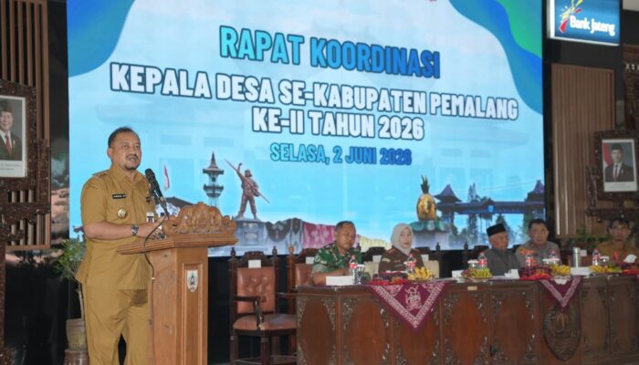 Pimpin Rakor Kades Se-Kabupaten, Bupati Pemalang Tekankan Sinergi Tata Kelola Jelang Pilkades