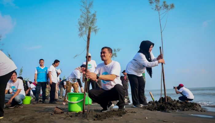 Mageri Segoro: Jawa Tengah Menjaga Pesisir dari Abrasi