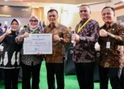 Gebrakan Jateng! Target KPK Jebol Hampir 300 Persen, Ahmad Luthfi Terima Penghargaan