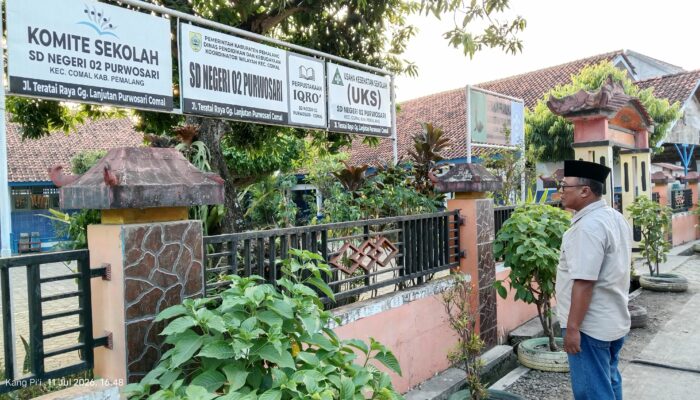 Kawal Kesiapan MPLS, Camat Comal Pantau Langsung Infrastruktur SDN 2 Purwosari