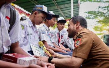 Ahmad Luthfi Jamin Anak Buruh dan Driver Ojek Bisa Sekolah Gratis: Ora Usah Minder!