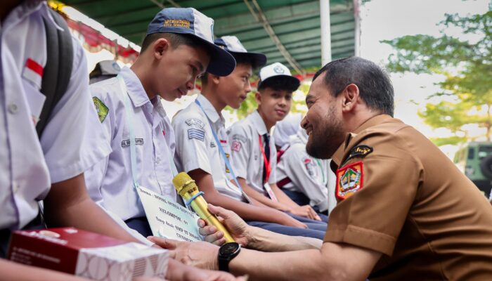 Ahmad Luthfi Jamin Anak Buruh dan Driver Ojek Bisa Sekolah Gratis: Ora Usah Minder!