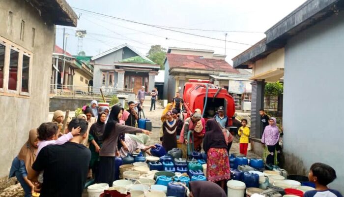 Krisis Air Meluas, Pemprov Jateng Pasok 3,2 Juta Liter Air ke Daerah Siaga