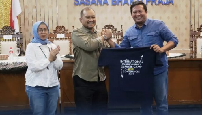 Bupati Sambut Baik Mahasiswa dari 7 Negara Jatuh Hati pada Keramahan Pemalang