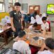 Ubah Anak Boros Jadi Rajin Menabung, Aksi Mahasiswa KKN Undip Ini Banjir Pujian