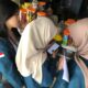 Gebrakan Digital! KKN Undip Sulap UMKM Desa Kebojongan Melek QRIS dan Google Maps