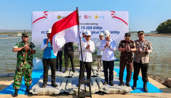 PLTS Terapung Gajah Mungkur Mulai Dibangun, Jateng Masuk Gerbong Proyek Nasional 100 GWp