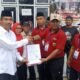 Ribuan Warga Antar Duhari Daya Daftar Calon Kades Pegiringan