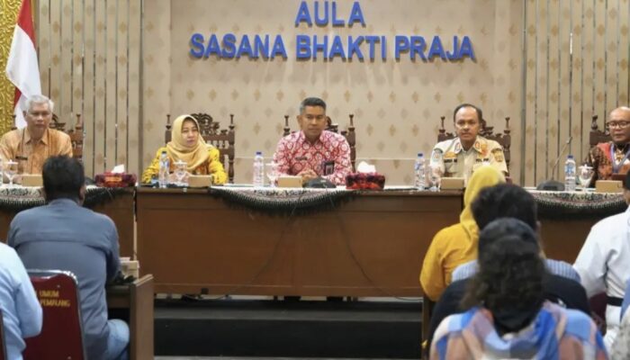 Kominfo Gelar Rakor Dengan Wartawan Terkait Keterbukaan Informasi dan Dinamika Kemitraan Pers di Kabupaten Pemalang.