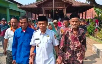 Semangat Warga Kebandaran Menggema! H. Sumarto “Cumul” Daftar Kembali, Calon Kades “Lurahe Cumul, Lanjutkan!”