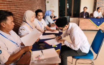 Sempat Dicibir Ingusan, Enurudi Joko Wijoyo Kades Termuda Ini Maju Lagi Bawa Misi “Semaya Berkah”