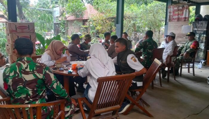 Pilkades Pemalang: TNI-Polri Gandeng Warga Bendung Provokasi