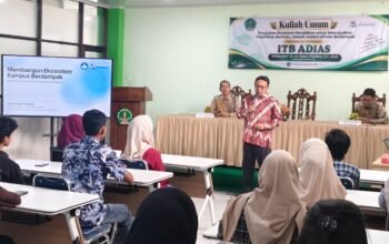 Kemendiktisaintek Berikan Kuliah Umum di ITB Adias Berikan Pesan : Sarjana Malas Adaptasi Bakal Digeser Lulusan SMK!